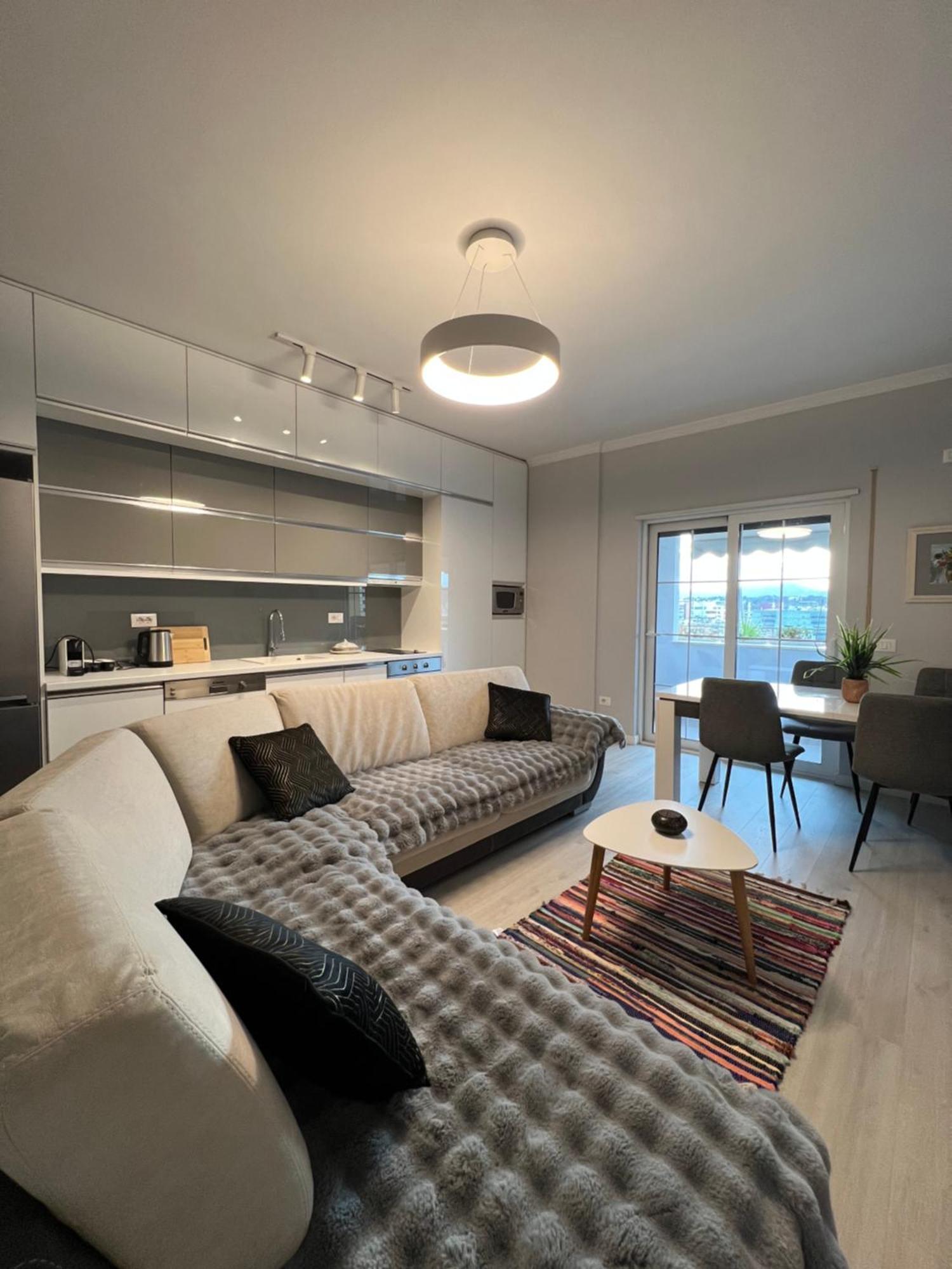 Tirana Gallery Apartment - City Center View Exterior foto